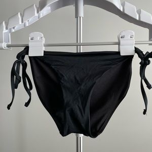 La Vie En Rose Black Bathing Suit Bottoms